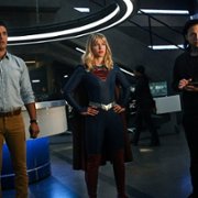 Supergirl - galeria zdjęć - filmweb