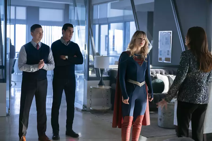 Supergirl - galeria zdjęć - filmweb