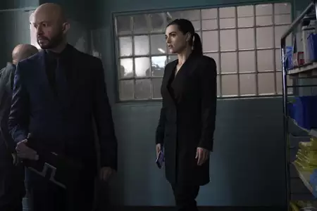 Supergirl - galeria zdjęć - filmweb