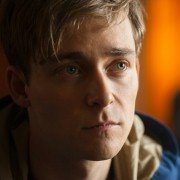 Boy 7 - galeria zdjęć - filmweb