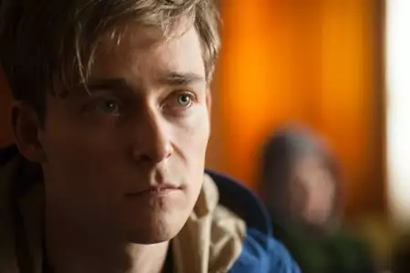 Boy 7 - galeria zdjęć - filmweb