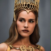 Isabel Lucas w Immortals. Bogowie i herosi