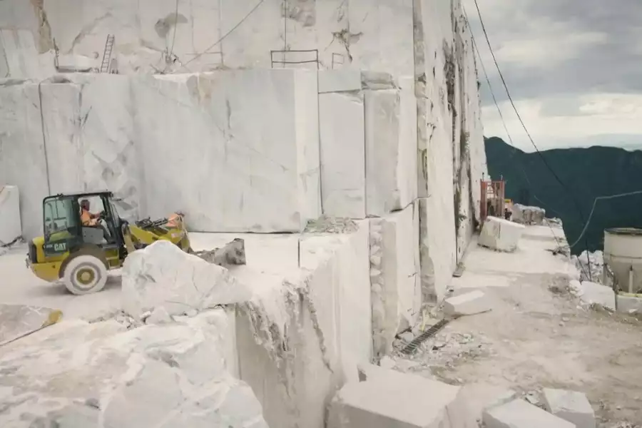 Wydobywcy marmuru - galeria zdjęć - filmweb