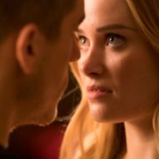 Beautiful Disaster - galeria zdjęć - filmweb