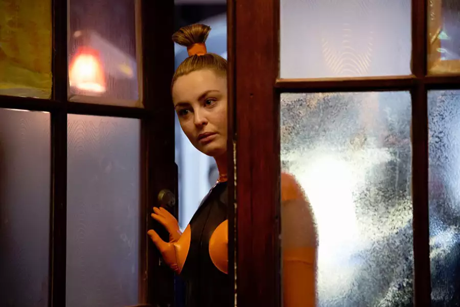 Jak rozmawiać z dziewczynami na prywatkach? - galeria zdjęć - filmweb