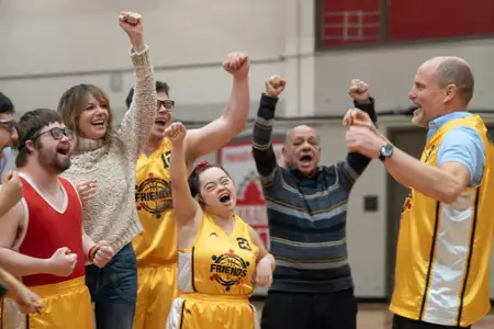 Champions - galeria zdjęć - filmweb