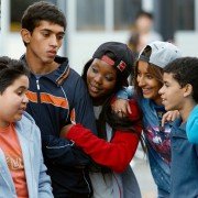 Bébé tigre - galeria zdjęć - filmweb