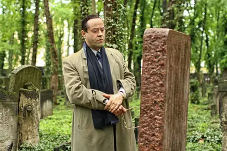 Simon i dęby - galeria zdjęć - filmweb