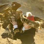 Polująca z orłami - galeria zdjęć - filmweb