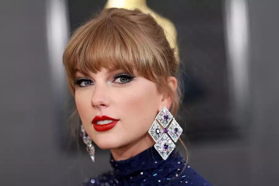 Taylor Swift kontra Scooter Braun - galeria zdjęć - filmweb