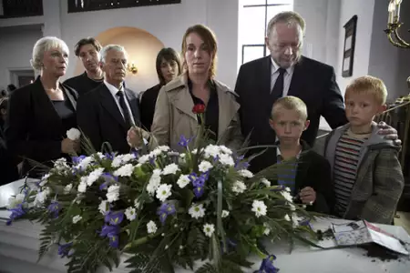 Forbrydelsen - galeria zdjęć - filmweb