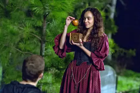Salem - galeria zdjęć - filmweb