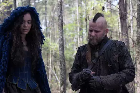 Salem - galeria zdjęć - filmweb