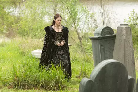 Salem - galeria zdjęć - filmweb