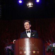 Skandal - galeria zdjęć - filmweb