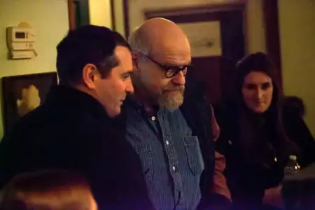 Krocząc wśr&oacute;d cieni - galeria zdjęć - filmweb