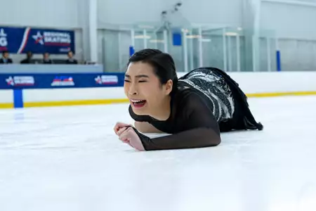 Spinning Out - galeria zdjęć - filmweb