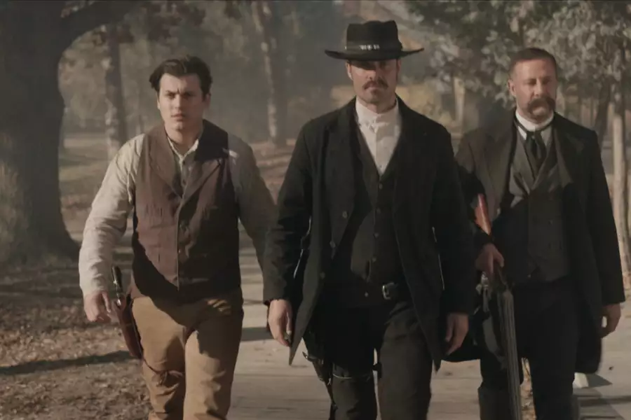Wyatt Earp i wojna kowbojów - galeria zdjęć - filmweb