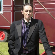 Guy Henry w Ojciec Brown