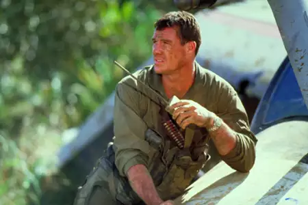 Lot "Intrudera" - galeria zdjęć - filmweb