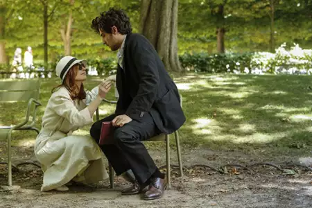 Les fausses confidences - galeria zdjęć - filmweb