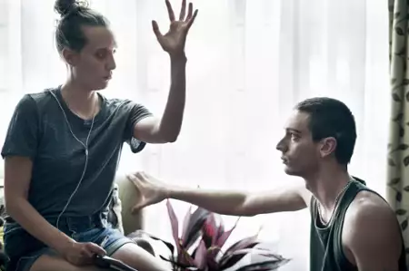 Pod ziemią - galeria zdjęć - filmweb