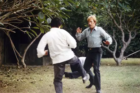 Mściciel z Hongkongu - galeria zdjęć - filmweb