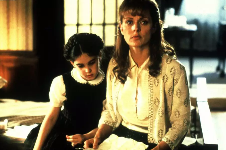 Amerykańska rapsodia - galeria zdjęć - filmweb