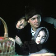 Amerykańska rapsodia - galeria zdjęć - filmweb