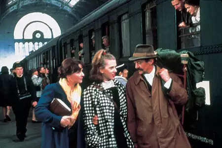 Amerykańska rapsodia - galeria zdjęć - filmweb