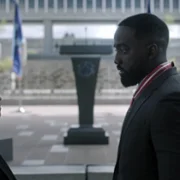 Invasion - galeria zdjęć - filmweb