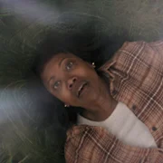 Invasion - galeria zdjęć - filmweb