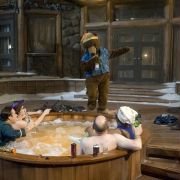 Hot Tub Time Machine - galeria zdjęć - filmweb