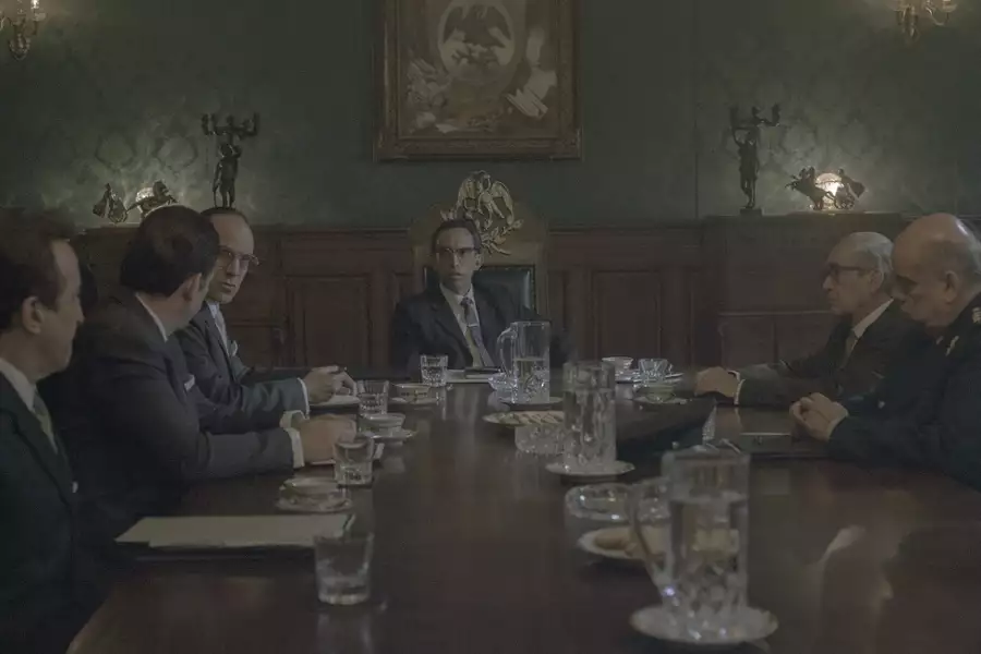 Un extraño enemigo - galeria zdjęć - filmweb