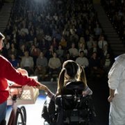 The Healing Powers of Dude - galeria zdjęć - filmweb