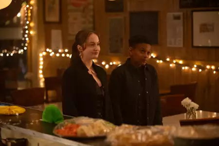 Sullivan's Crossing - galeria zdjęć - filmweb