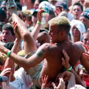 Trainwreck: Woodstock '99 - galeria zdjęć - filmweb