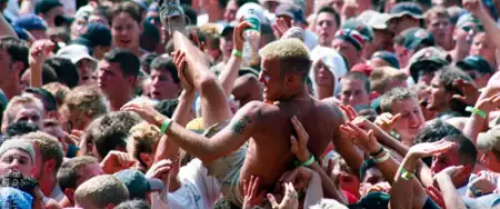 Totalna katastrofa: Woodstock ’99 - galeria zdjęć - filmweb