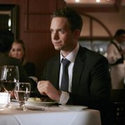 Suits - galeria zdjęć - filmweb