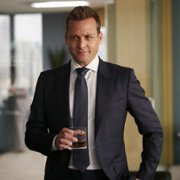 Suits - galeria zdjęć - filmweb