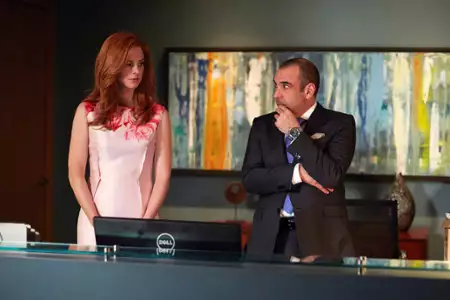 W garniturach - galeria zdjęć - filmweb