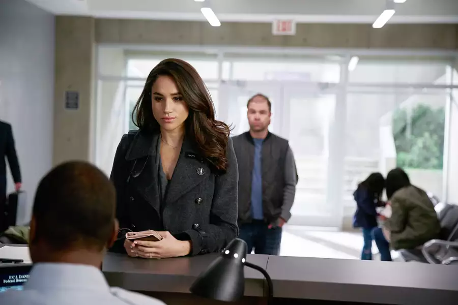 W garniturach - galeria zdjęć - filmweb