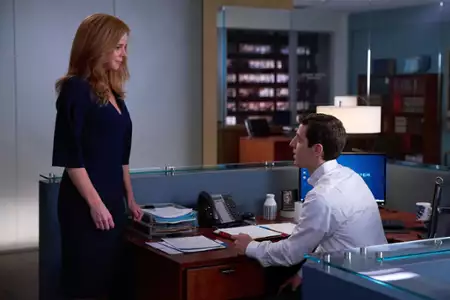 W garniturach - galeria zdjęć - filmweb