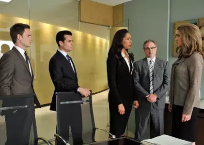 W garniturach - galeria zdjęć - filmweb