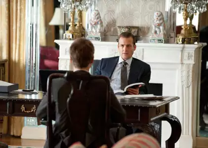 W garniturach - galeria zdjęć - filmweb