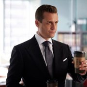 Suits - galeria zdjęć - filmweb