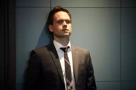 W garniturach - galeria zdjęć - filmweb