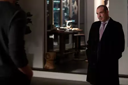 W garniturach - galeria zdjęć - filmweb