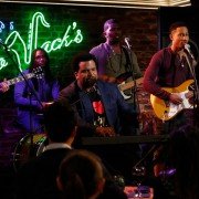 Mr. Robinson - galeria zdjęć - filmweb