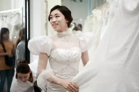 Gyeol-Hon Jeon-Ya - galeria zdjęć - filmweb